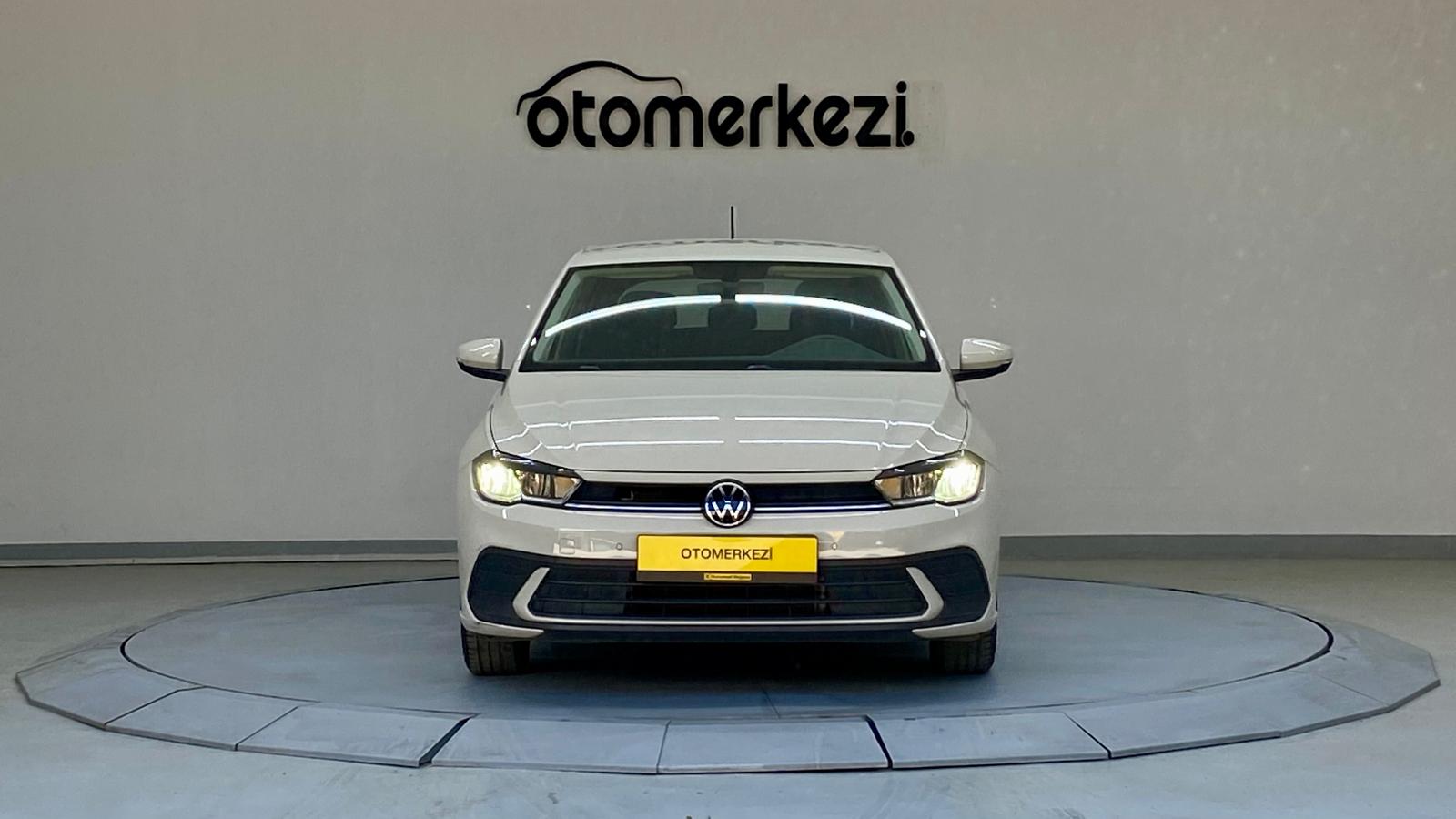 VOLKSWAGEN POLO 9